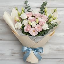 Букет цветов из:  Лизиантусы в Поповке