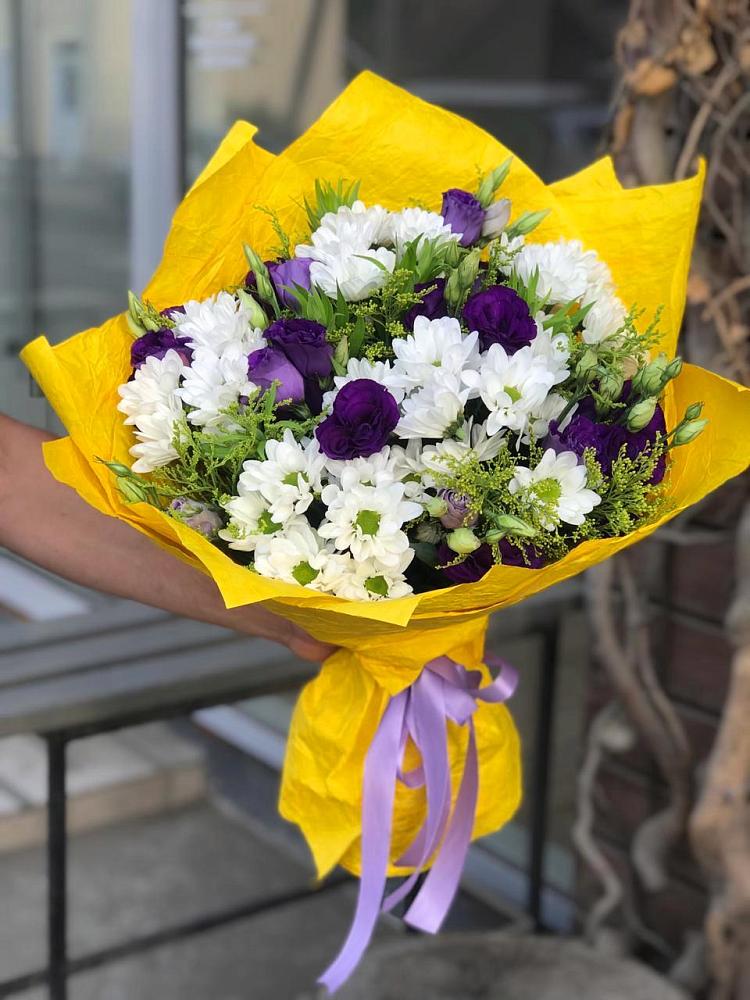Букет цветов из: Ирисы, Хризантемы и Ромашки в Поповке