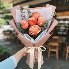 Букет цветов из:  Розы в Поповке