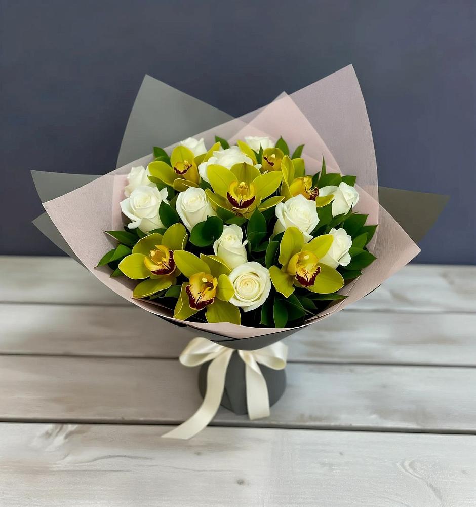 Букет цветов из: Орхидеи и Розы в Поповке