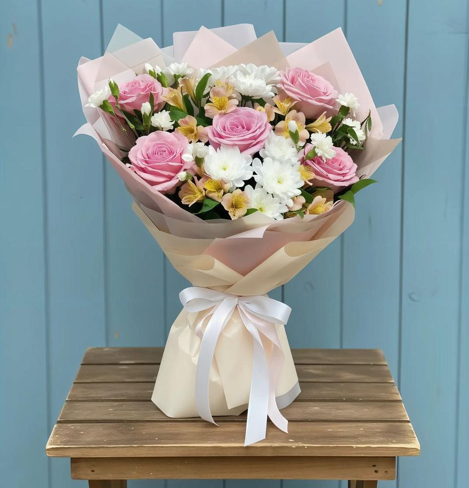 Букет цветов из: Гвоздики, Орхидеи и Розы в Поповке