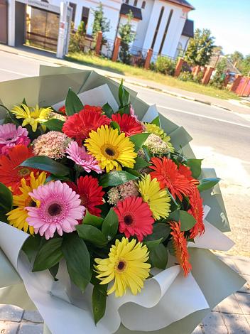 Букет цветов из: Герберы в Поповке