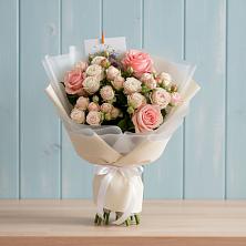 Букет цветов из:  Розы в Поповке