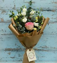 Букет цветов из:  Розы и Лизиантусы в Поповке