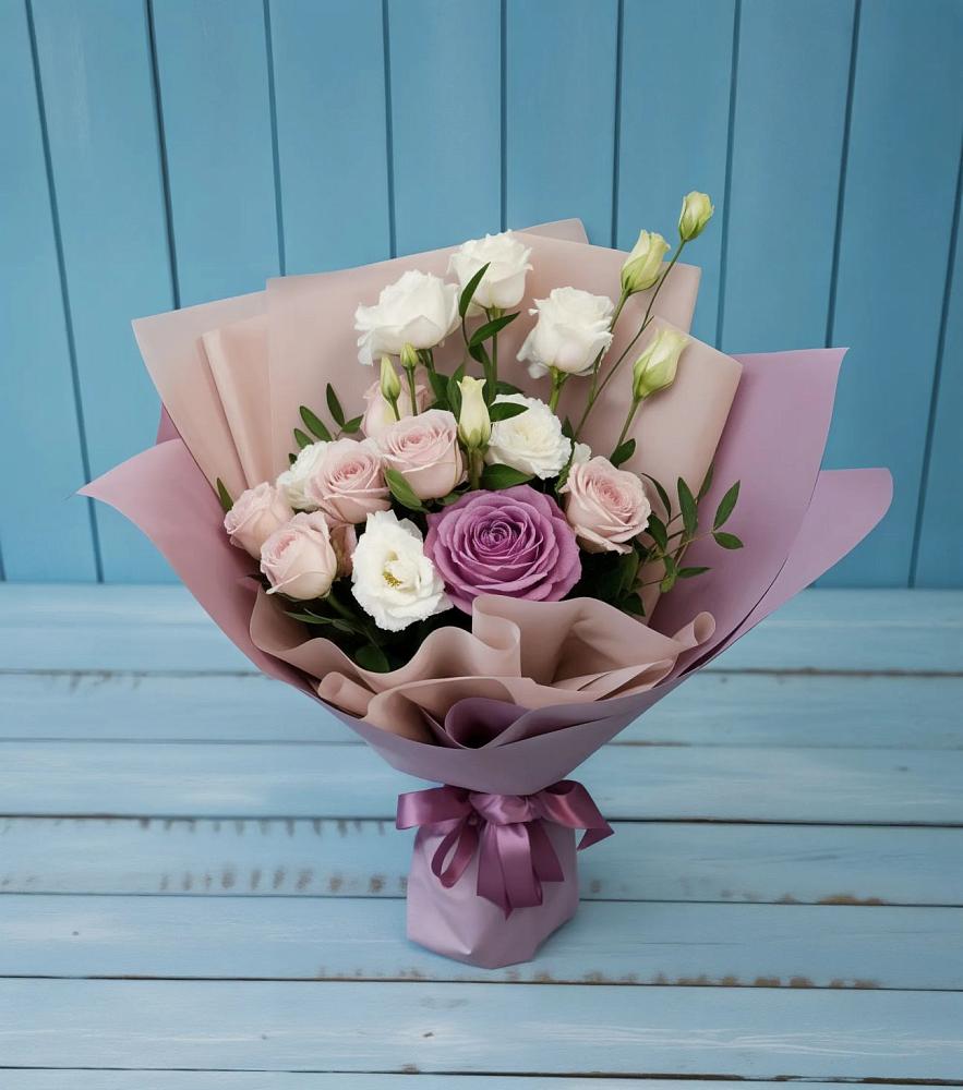 Букет цветов из: Розы и Лизиантусы в Поповке